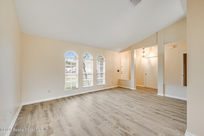Building Photo - 2540 Wild Wood Dr