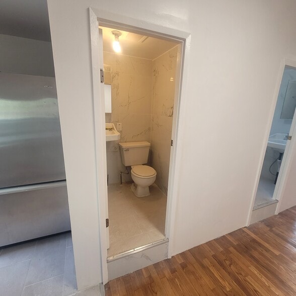 Building Photo - 914 Martin Luther King Jr Way