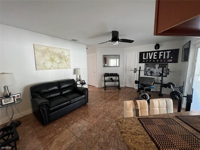 Building Photo - 3 br, 2 bath House - 189 La Paz Drive