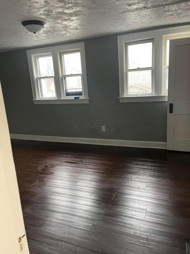 Building Photo - 1477 Briarwood Ave