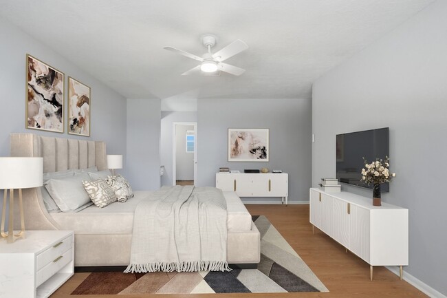 Building Photo - 25611 Timberlane Dr