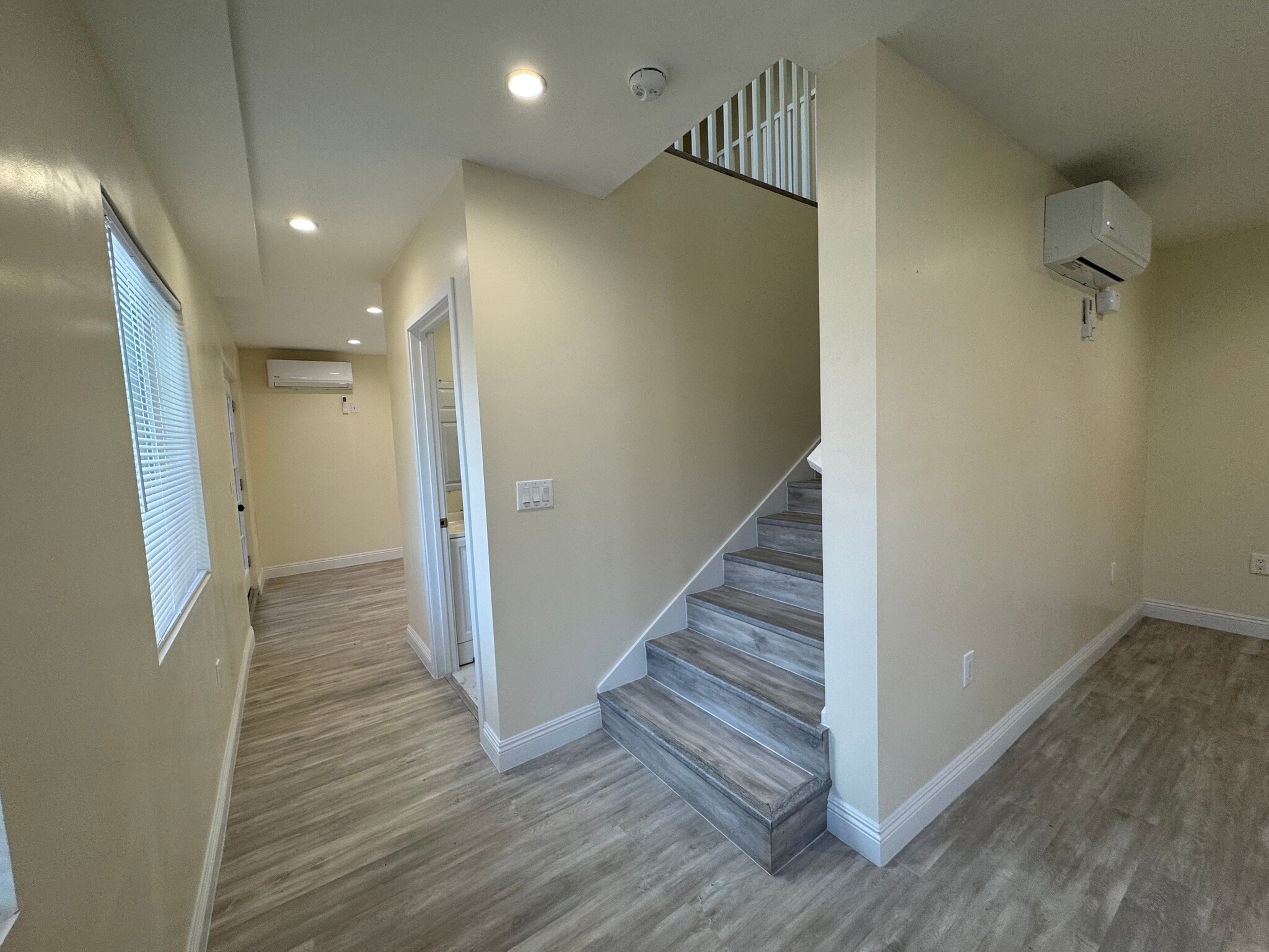 Building Photo - 756 Harps St