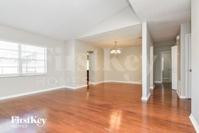 Building Photo - 15807 Cottontail Place