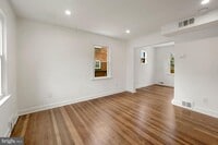 Building Photo - 1530 Howard Rd SE