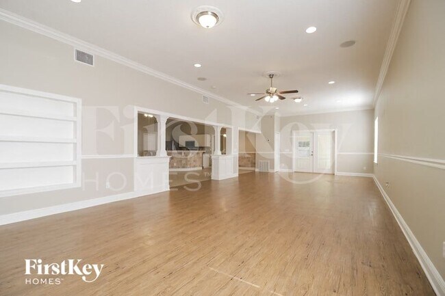 Building Photo - 2606 Palmer Ave SE