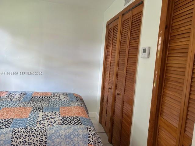 Building Photo - 2250 SW 11th St