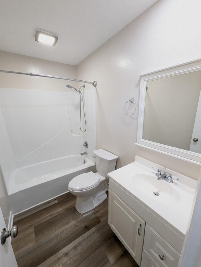 Building Photo - 35 Solar St