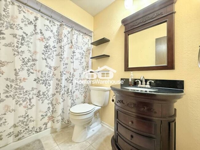 Building Photo - Spacious Corner-Lot Home with Cozy Charm a...