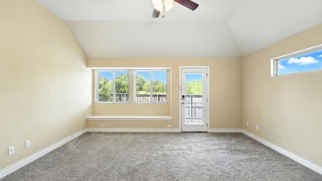 Building Photo - 490 Nautical Lp