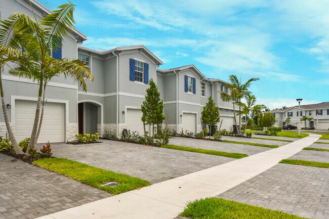 Building Photo - 4330 Pond Lily Ln