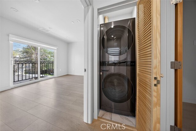 Building Photo - 8334 Calvin Ave