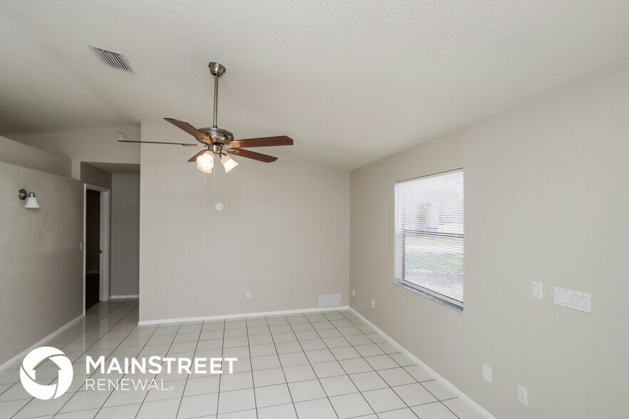 Building Photo - 1994 Trevino Cir