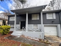 Building Photo - Room in House on Cedar Hurst Trail
