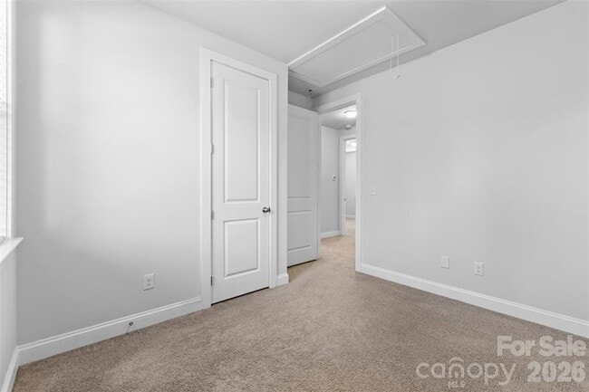 Building Photo - 712 Rodey Ave