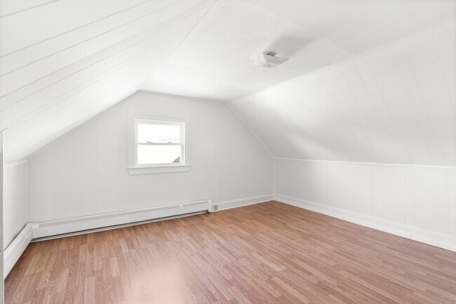 Building Photo - 43 Sargent Ave