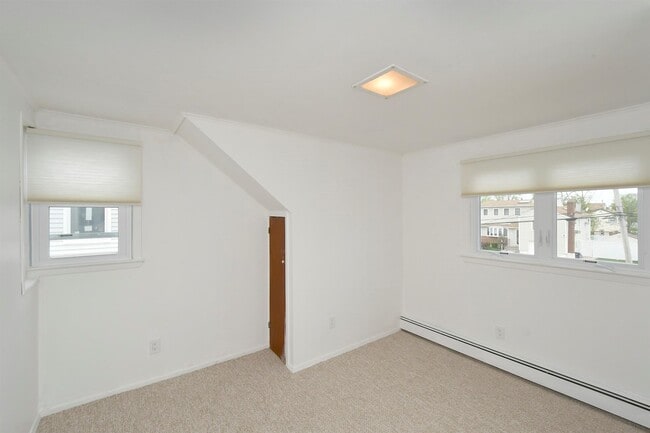 Building Photo - 3544 Woodward St