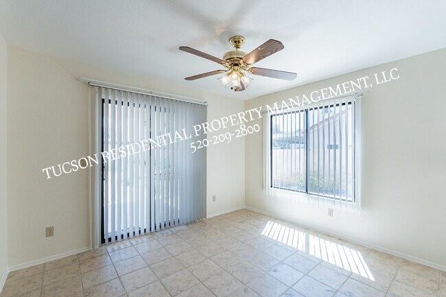 Building Photo - 12490 N Copper Queen Way