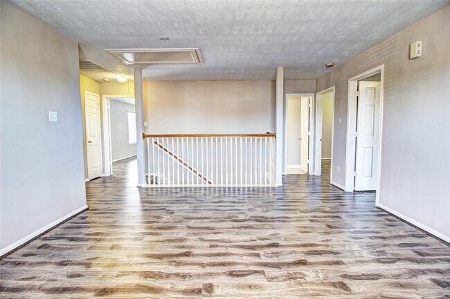 Building Photo - 17018 Midnight Sun Ln