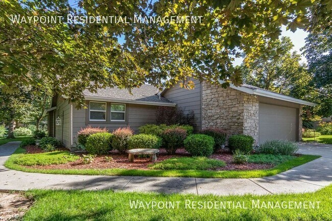 Building Photo - 3108 Woodbrook Pl