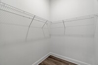 Building Photo - 212 Kara Lake Dr