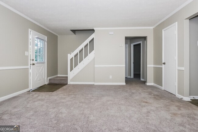 Building Photo - 144 Fairview Dr