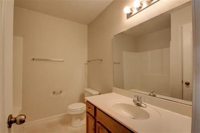 Building Photo - 916- A Charlotte Street