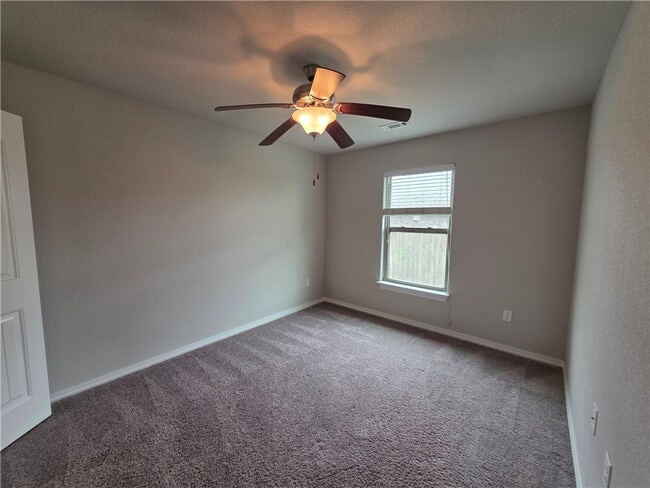 Building Photo - 1100 Gardenia St