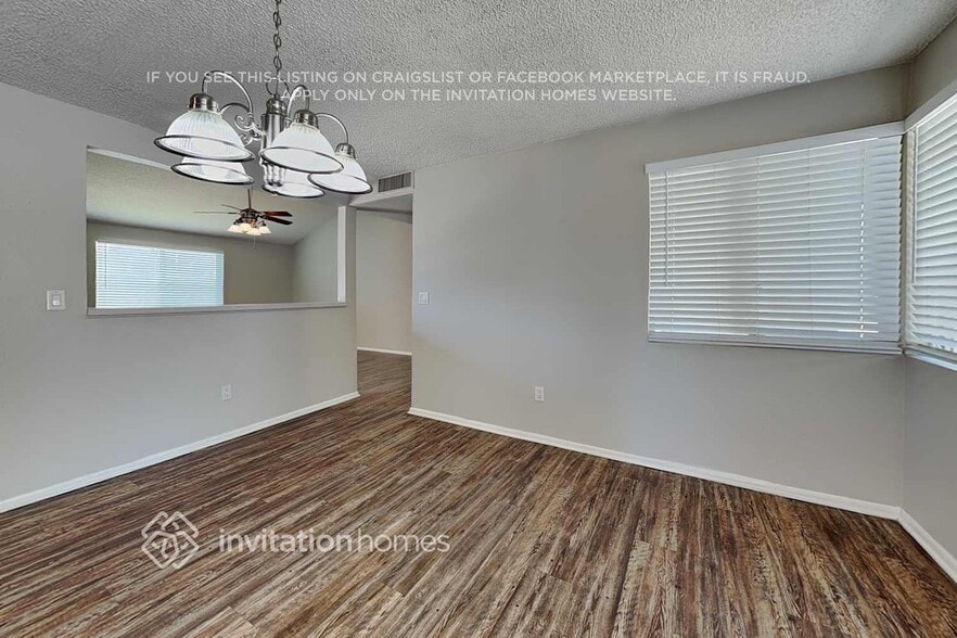 Building Photo - 5523 W Mission Ln