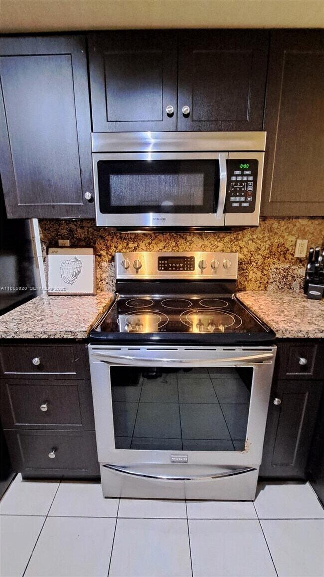 Building Photo - 201 178th Dr