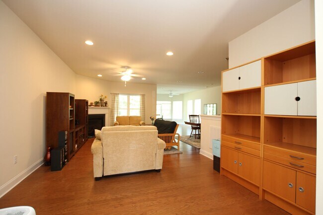 Building Photo - Maintenance Free Living!