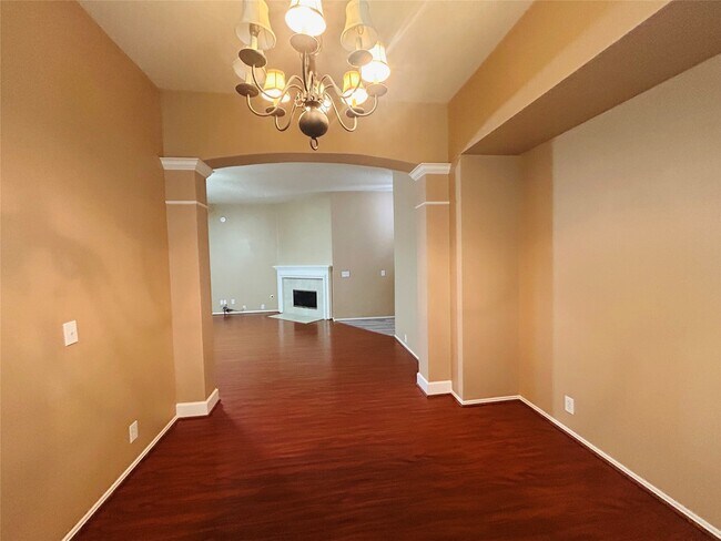 Building Photo - 5018 Rocky Manor Ln