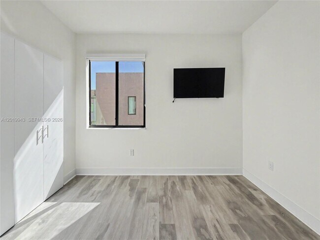 Building Photo - 4527 NW 83rd Path