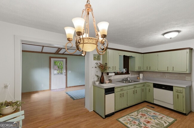 Building Photo - 4400 Winding Creek Dr