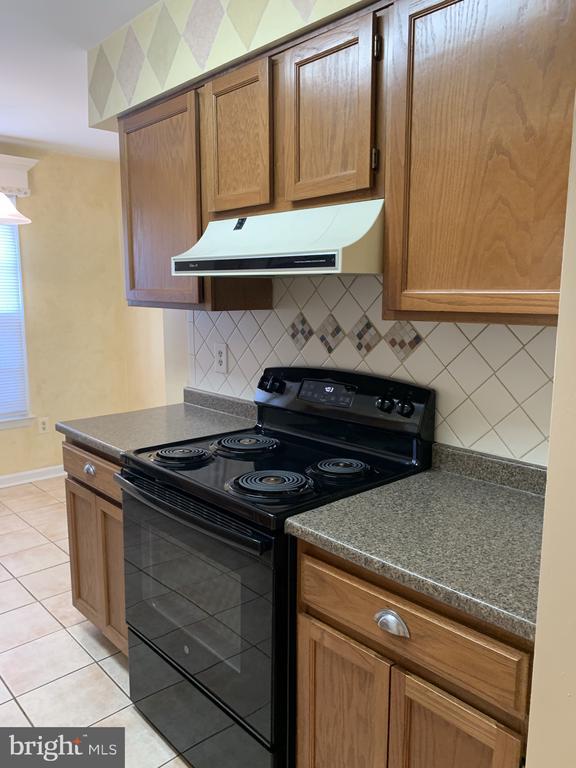 Building Photo - 22319 Mayfield Sq