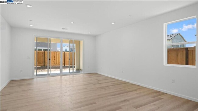 Building Photo - 3000 Red Canard Wy