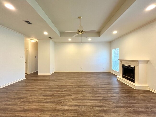 Building Photo - 3106 Silkwood Dr