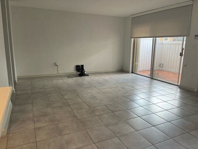 Spacious living room, new blinds - 4580 SW 68th Court Cir