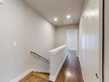 Building Photo - 13228 Bee St