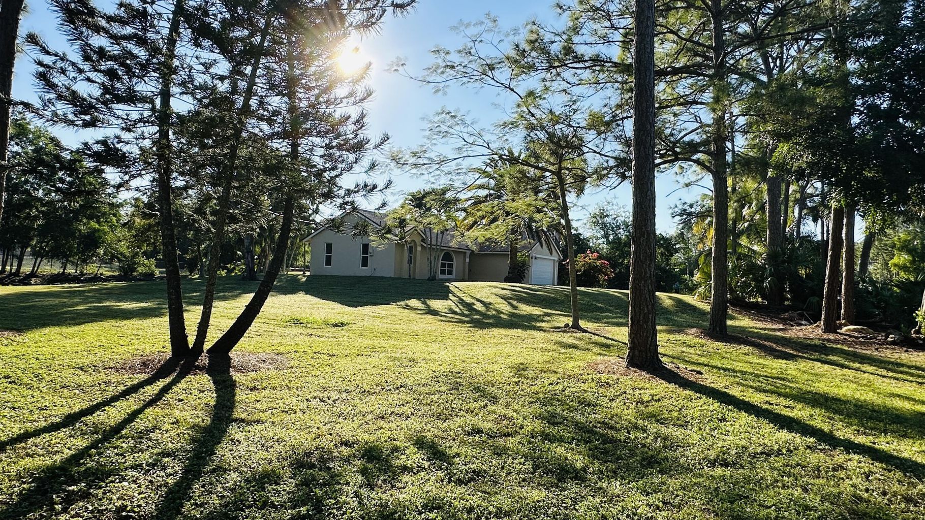 Building Photo - 12816 67th St N