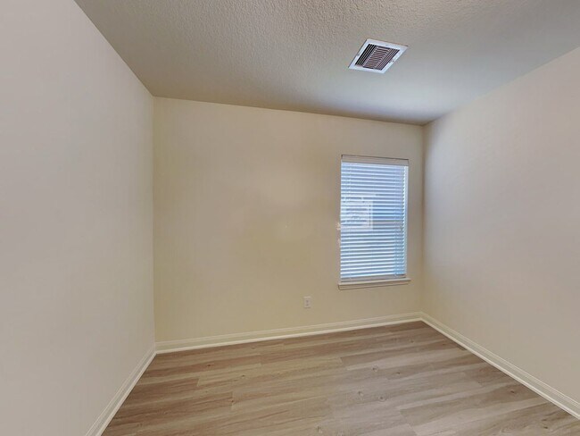 Building Photo - 22422 Bauer Canyon Dr