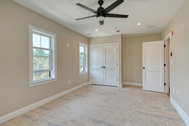 Building Photo - 369 Grant St