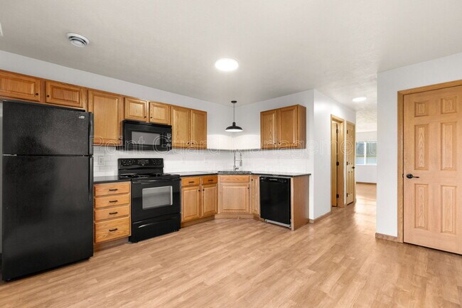 Building Photo - 2600 N Career Ave
