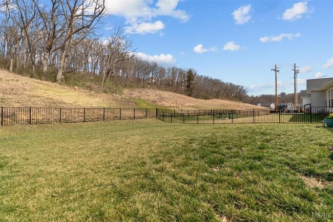Building Photo - 757 Fox Creek Dr