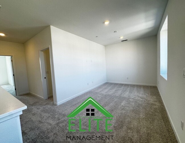 Building Photo - 12688 Molli Ave