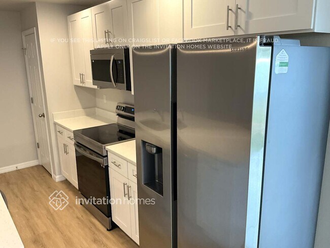 Building Photo - 2039 Harbell Ave SW