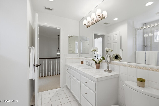 Building Photo - 2485 Waldemar St