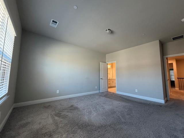 Building Photo - 624 Hutchinson Ln