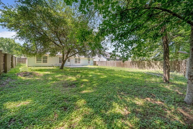 Building Photo - 16393 Ryan Guinn Way