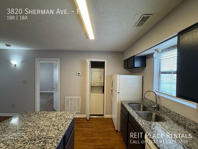 Building Photo - 3820 Sherman Ave