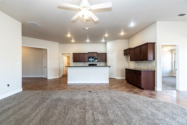 Building Photo - Beautiful open 4/2/2 in Frenship School Di...